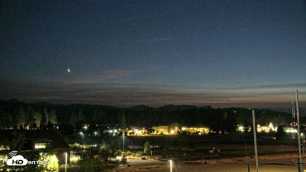 Truckee Tahoe Airport Live Webcam - Aug 30, 2026, 8:28pm PDT