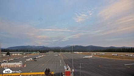Truckee Tahoe Airport Live Webcam - Sep 20, 2026, 6:58am PDT