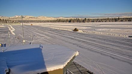 Truckee Tahoe Airport Live Webcam - Dec 27, 2025, 8:46am PST