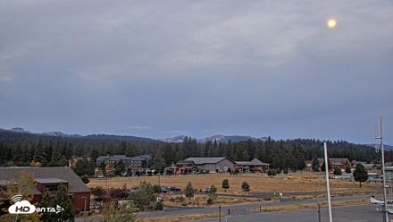 Truckee Tahoe Airport Live Webcam - Sep 27, 2026, 6:49am PDT