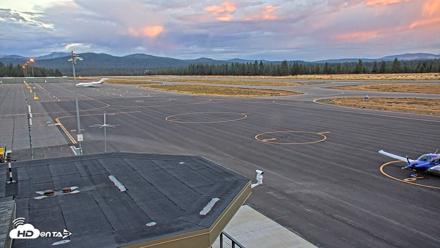 Truckee Tahoe Airport Live Webcam - Sep 10, 2026, 6:40am PDT