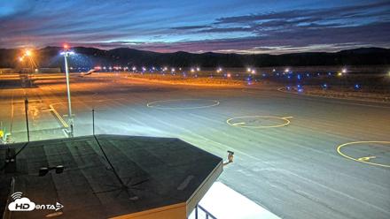 Truckee Tahoe Airport Live Webcam - Sep 9, 2026, 8:00pm PDT