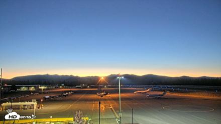 Truckee Tahoe Airport Live Webcam - Aug 9, 2026, 8:43pm PDT