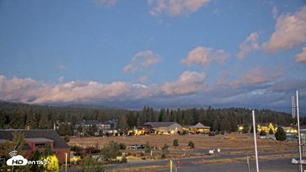 Truckee Tahoe Airport Live Webcam - Sep 6, 2026, 6:08am PDT