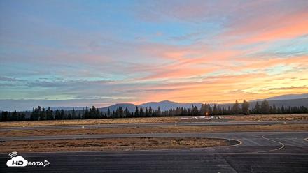 Truckee Tahoe Airport Live Webcam - Oct 2, 2026, 6:48am PDT