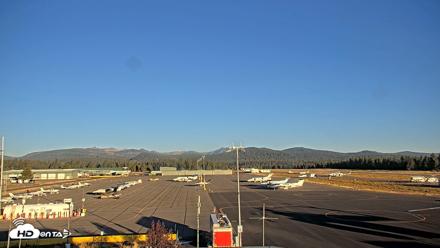Truckee Tahoe Airport Live Webcam - Sep 19, 2026, 7:23am PDT