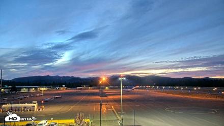 Truckee Tahoe Airport Live Webcam - Sep 9, 2026, 7:46pm PDT