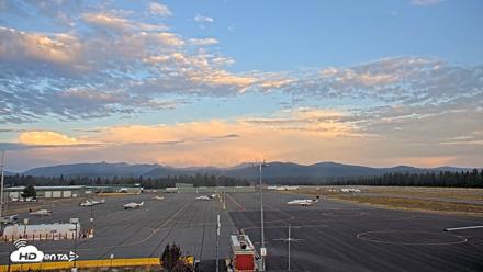 Truckee Tahoe Airport Live Webcam - Sep 21, 2026, 7:00am PDT