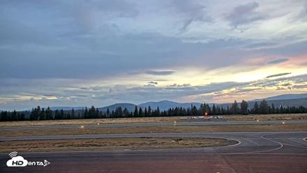 Truckee Tahoe Airport Live Webcam - Aug 24, 2026, 6:11am PDT