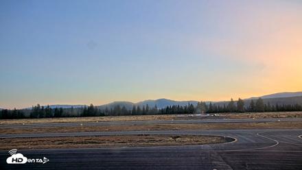 Truckee Tahoe Airport Live Webcam - Sep 15, 2026, 6:39am PDT