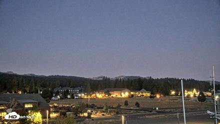 Truckee Tahoe Airport Live Webcam - Oct 15, 2026, 6:37am PDT