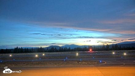 Truckee Tahoe Airport Live Webcam - Sep 2, 2026, 5:59am PDT