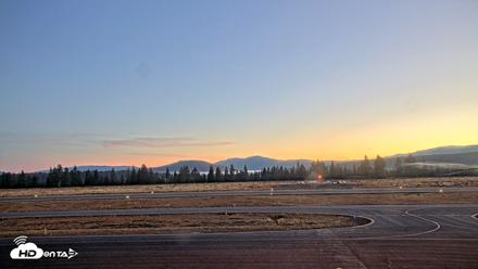 Truckee Tahoe Airport Live Webcam - Sep 8, 2026, 6:21am PDT