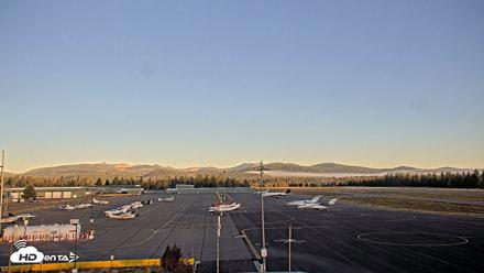 Truckee Tahoe Airport Live Webcam - Sep 7, 2026, 7:00am PDT