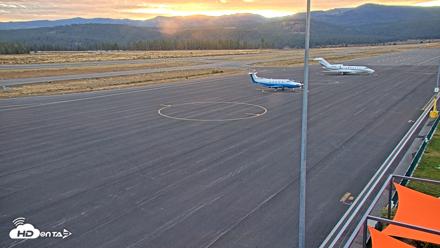 Truckee Tahoe Airport Live Webcam - Sep 10, 2026, 6:44am PDT