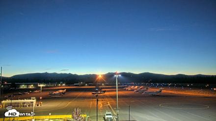 Truckee Tahoe Airport Live Webcam - Aug 18, 2026, 8:34pm PDT