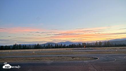 Truckee Tahoe Airport Live Webcam - Aug 17, 2026, 6:05am PDT