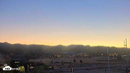 Truckee Tahoe Airport Live Webcam - Sep 25, 2026, 7:15pm PDT
