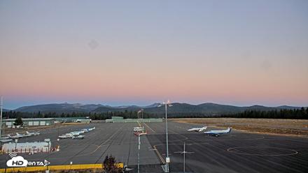 Truckee Tahoe Airport Live Webcam - Oct 18, 2026, 7:07am PDT