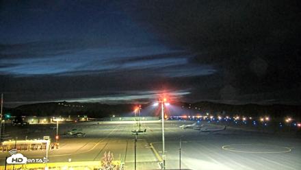 Truckee Tahoe Airport Live Webcam - Sep 26, 2026, 7:42pm PDT