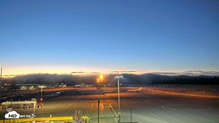 Truckee Tahoe Airport Live Webcam - Sep 15, 2026, 7:44pm PDT