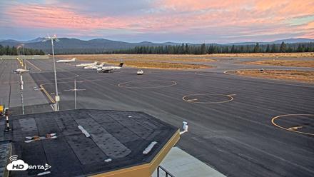 Truckee Tahoe Airport Live Webcam - Oct 2, 2026, 6:53am PDT