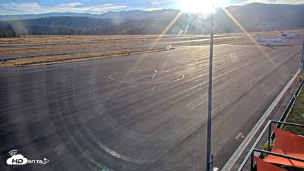 Truckee Tahoe Airport Live Webcam - Sep 25, 2026, 7:38am PDT