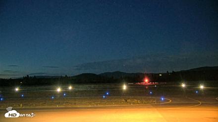 Truckee Tahoe Airport Live Webcam - Aug 7, 2026, 8:58pm PDT