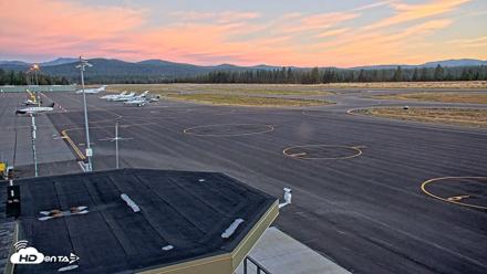 Truckee Tahoe Airport Live Webcam - Aug 20, 2026, 6:13am PDT