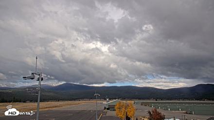 Truckee Tahoe Airport Live Webcam - Oct 22, 2026, 2:08pm PDT
