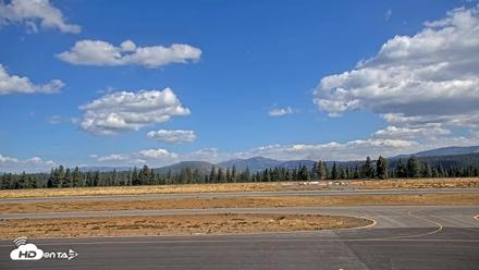 Truckee Tahoe Airport Live Webcam - Sep 17, 2026, 10:54am PDT