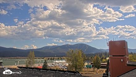 Truckee Tahoe Airport Live Webcam - Sep 22, 2026, 3:27pm PDT