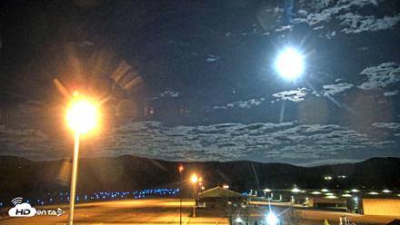 Truckee Tahoe Airport Live Webcam - Apr 30, 2026, 9:27pm PDT