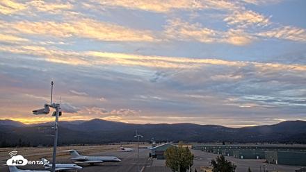 Truckee Tahoe Airport Live Webcam - Sep 27, 2026, 7:03am PDT