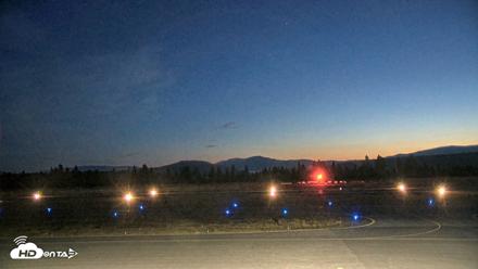 Truckee Tahoe Airport Live Webcam - Sep 22, 2026, 6:05am PDT