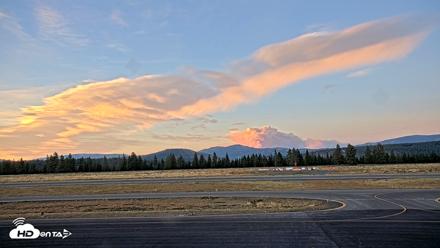 Truckee Tahoe Airport Live Webcam - Aug 22, 2026, 7:48pm PDT