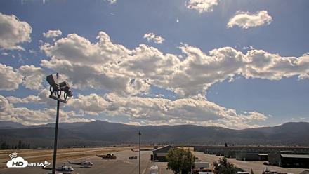 Truckee Tahoe Airport Live Webcam - Sep 17, 2026, 10:55am PDT