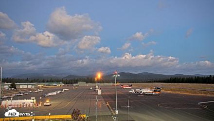 Truckee Tahoe Airport Live Webcam - Sep 17, 2026, 6:26am PDT