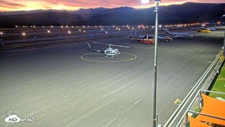 Truckee Tahoe Airport Live Webcam - Sep 20, 2026, 6:18am PDT