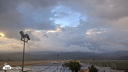 Truckee Tahoe Airport Live Webcam - Sep 4, 2026, 7:12am PDT