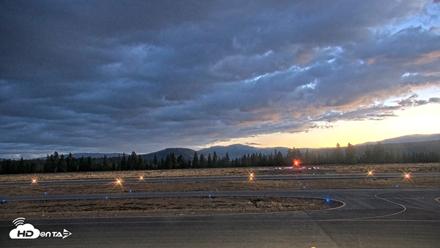 Truckee Tahoe Airport Live Webcam - Oct 11, 2026, 6:43am PDT