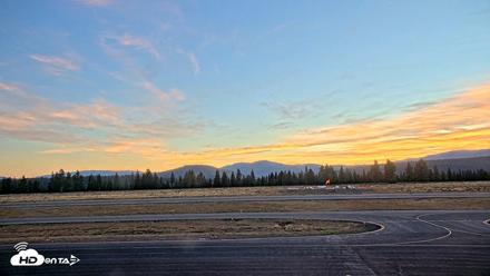 Truckee Tahoe Airport Live Webcam - Aug 19, 2026, 6:09am PDT