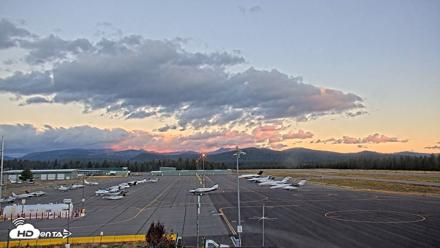 Truckee Tahoe Airport Live Webcam - Sep 5, 2026, 6:37am PDT