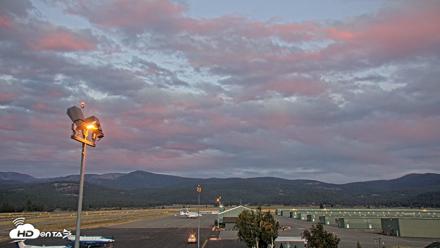 Truckee Tahoe Airport Live Webcam - Aug 28, 2026, 7:44pm PDT