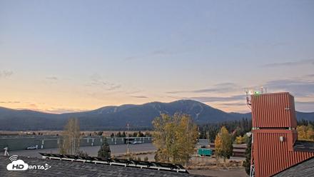 Truckee Tahoe Airport Live Webcam - Oct 3, 2026, 6:51am PDT
