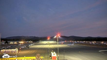 Truckee Tahoe Airport Live Webcam - Sep 20, 2026, 6:19am PDT