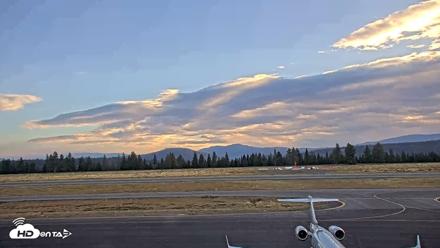 Truckee Tahoe Airport Live Webcam - Aug 22, 2026, 7:15am PDT