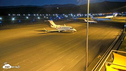 Truckee Tahoe Airport Live Webcam - Aug 29, 2026, 8:22pm PDT