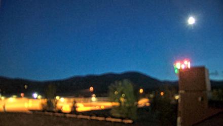 Truckee Tahoe Airport Live Webcam - Sep 28, 2025, 7:28pm PDT