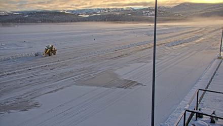 Truckee Tahoe Airport Live Webcam - Dec 27, 2025, 8:36am PST